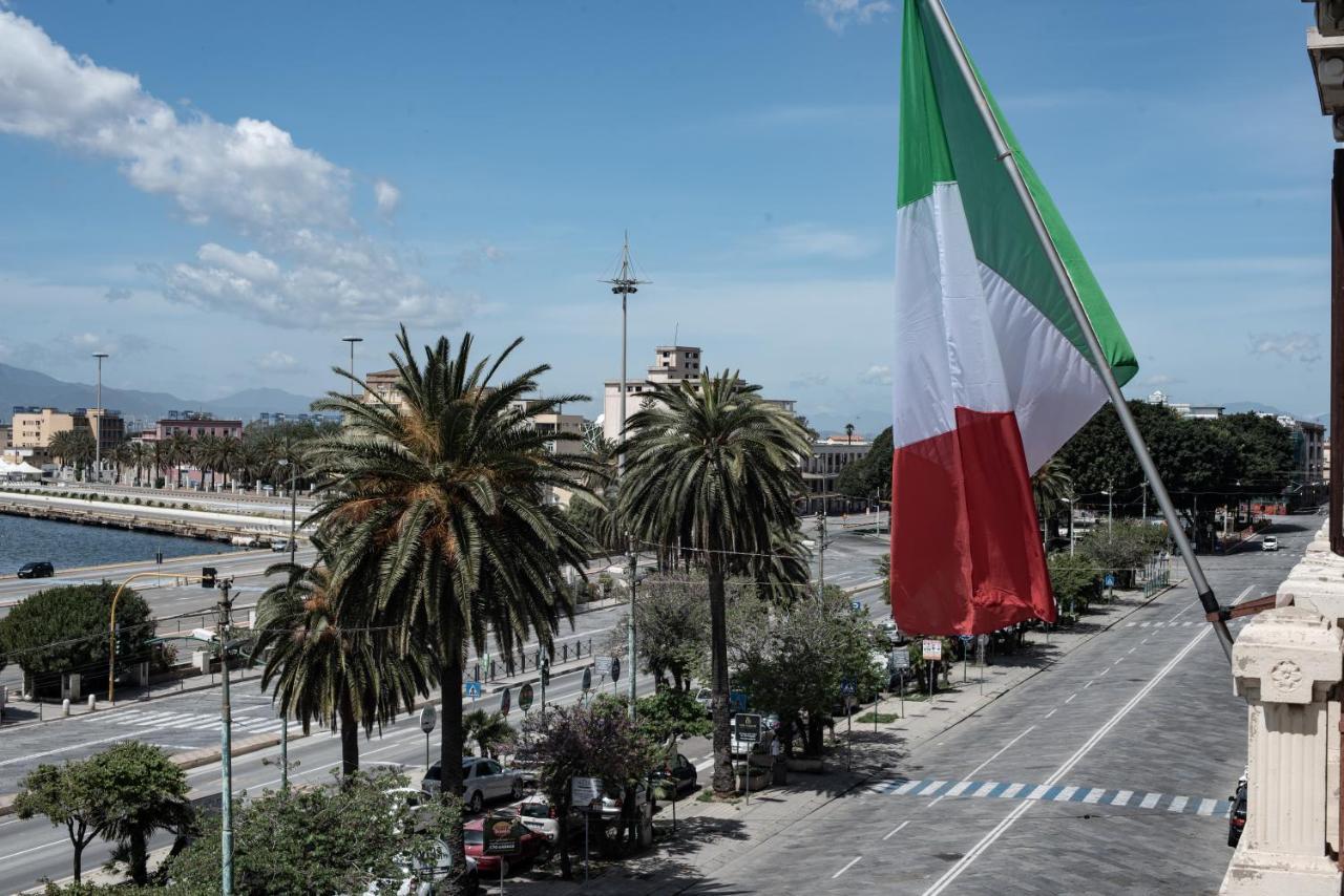 Hotel Aer Bj Vittoria Cagliari Ngoại thất bức ảnh