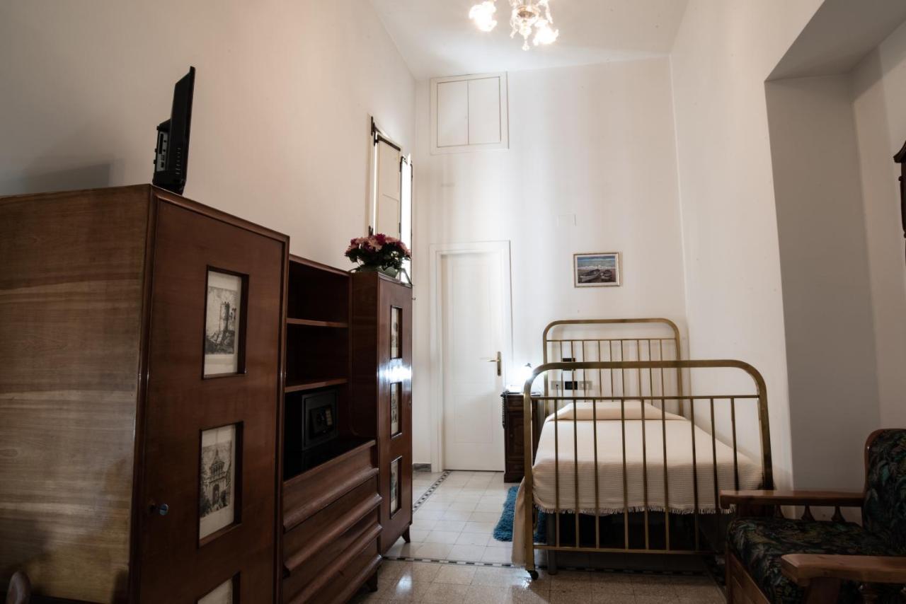 Hotel Aer Bj Vittoria Cagliari Ngoại thất bức ảnh