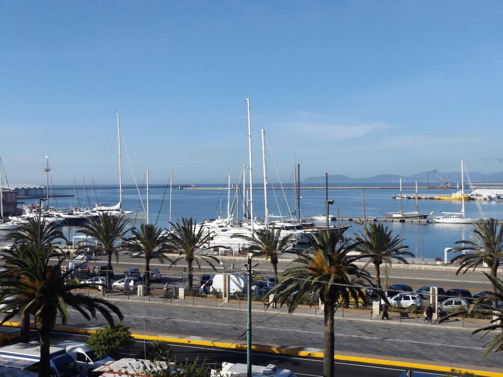 Hotel Aer Bj Vittoria Cagliari Phòng bức ảnh