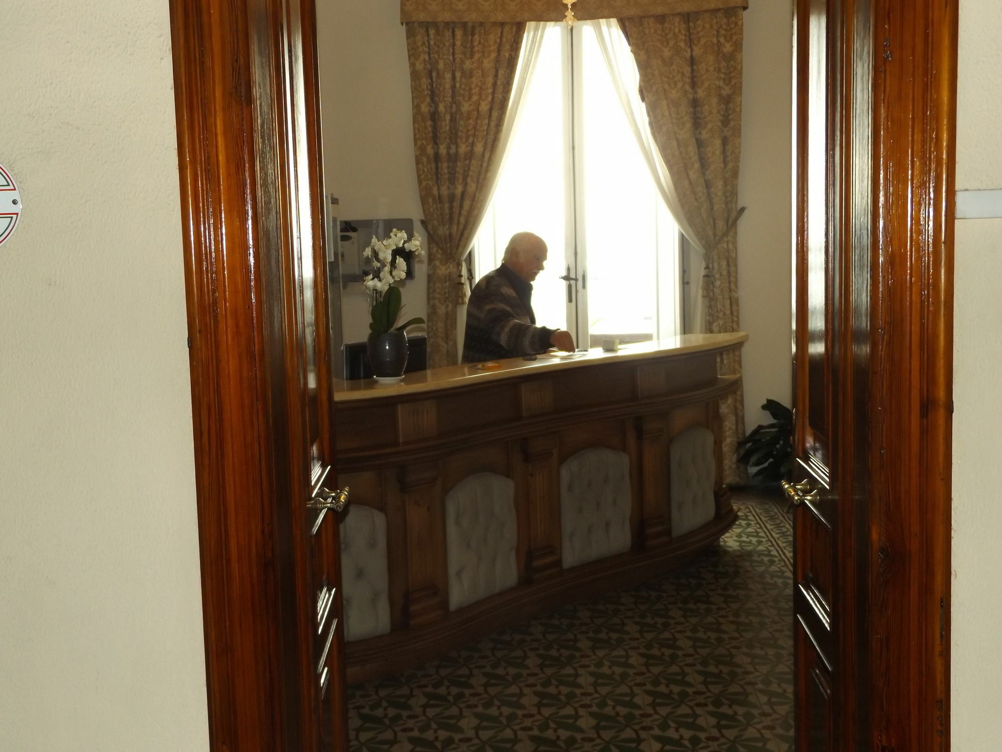Hotel Aer Bj Vittoria Cagliari Ngoại thất bức ảnh