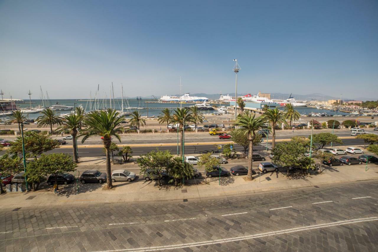 Hotel Aer Bj Vittoria Cagliari Ngoại thất bức ảnh
